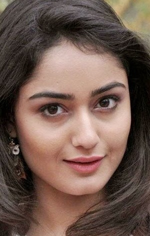 Тридха Чадхури (Tridha Choudhury)