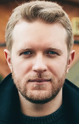 Антон Денисенко - актёр - биография, фото, лучшие фильмы и сериалы