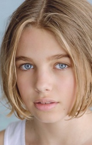 Screenshots - Teagan Croft