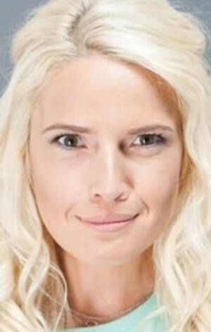 Порно мама жалаңаш жүреді