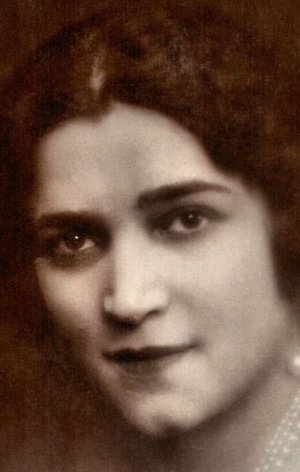 Жермен Руер (Germaine Rouer)
