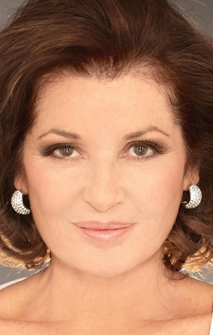 Стефани Бичем (Stephanie Beacham)