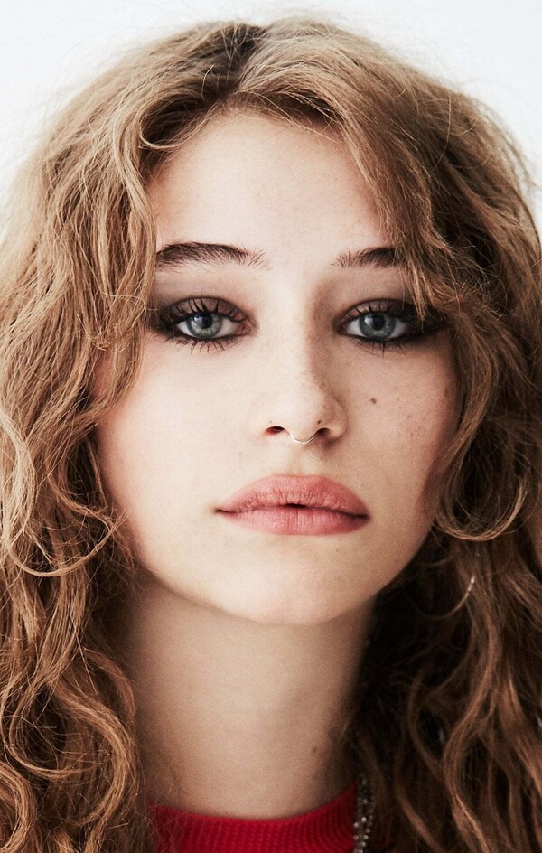 Odessa A'zion - actress, producer